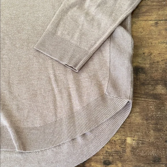 Cable & Gauge Light Brown Knit Top - Picture 3 of 7